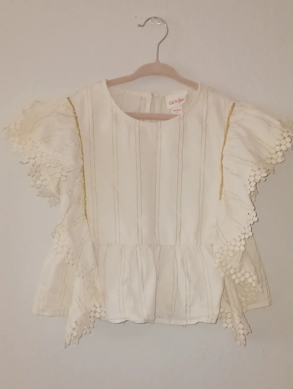 10×$13!!🔴Cat & Jack Cream Ruffle Peplum Top with Gold Trim